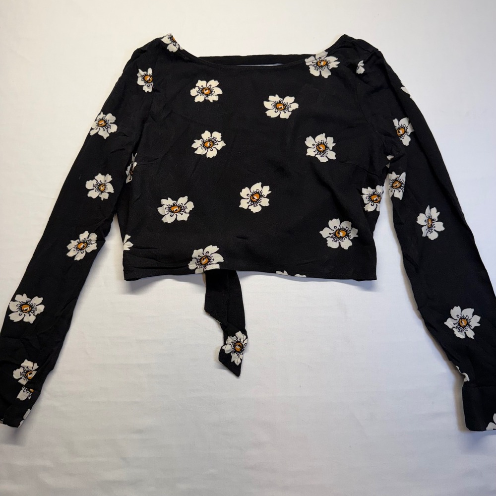 Kendall & Kylie Crop Top Tie Front Medium Black Floral Womens Boho Festival Long